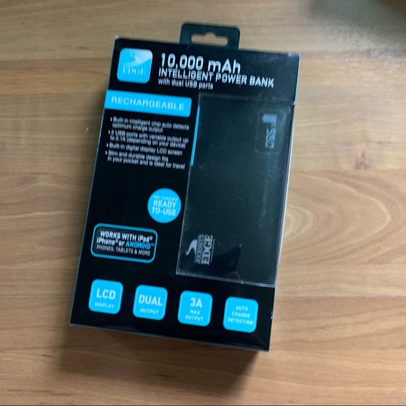 10,000 mAh power back with dual USB port - Picture 2 of 5